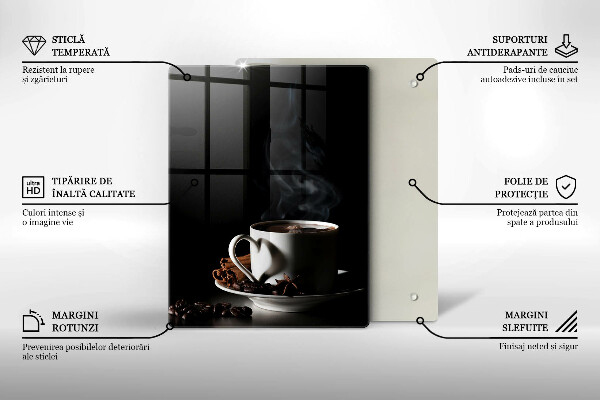 Tábua de cortar Uma xícara de café quente