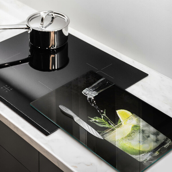 Tábua para cozinha Um copo de água