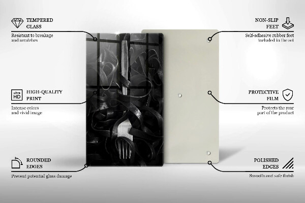 Tábua de corte Macarrão preto e um garfo