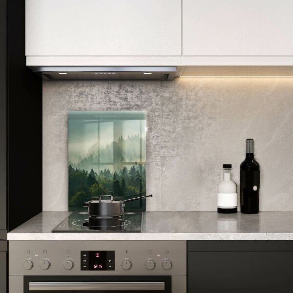 Tábua de cortar Vista da paisagem da floresta