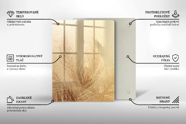 Tábua de cortar Nozes em fundo branco