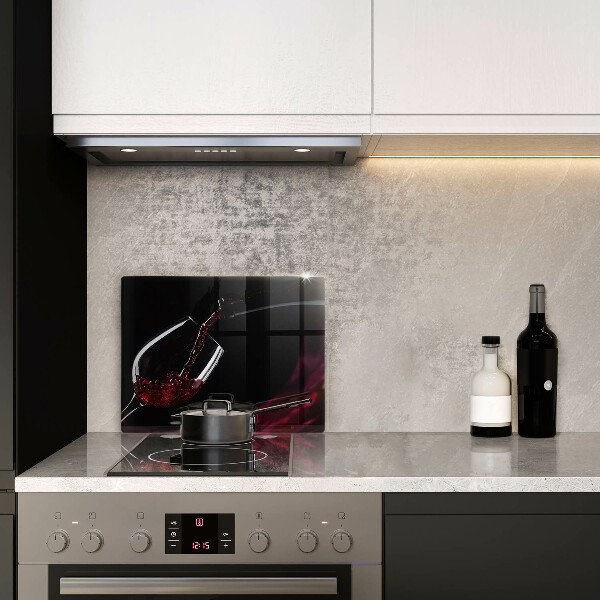 Tábua de corte Um copo de vinho tinto