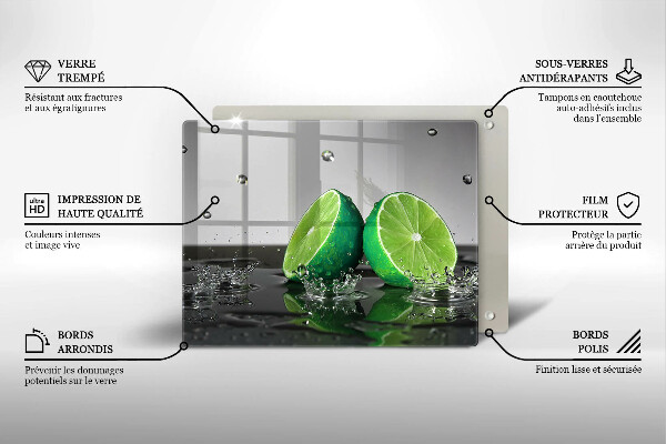 Tábua de cortar alimentos Limões suculentos e água