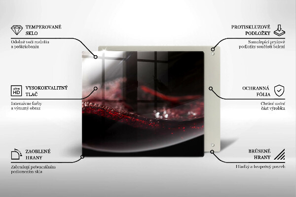 Tábua de corte de vidro Um copo de vinho tinto