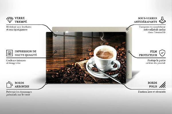 Tábua para cozinha Uma xícara e grãos de café