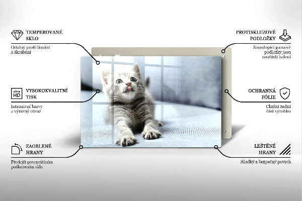 Tábua de cortar Um gatinho fofo