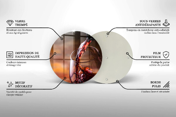 Tábua de corte Vinho tinto e uma taça