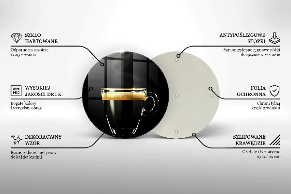 Tábua cozinha Um copo de café preto