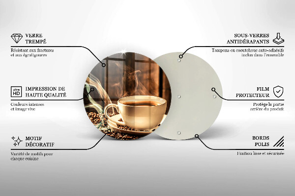 Tábua para corte Uma xícara e grãos de café