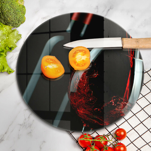 Tábua para cozinha Uma garrafa de vinho e um copo