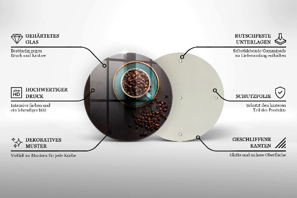 Tábua de corte de vidro Uma xícara de grãos de café