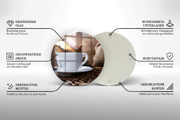 Tábua de cortar de vidro Uma xícara e grãos de café