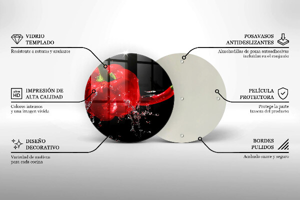 Tábua de corte Pimentões vermelhos em água