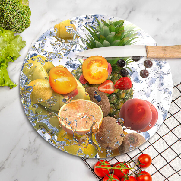 Tábua de cortar Frutas suculentas e água