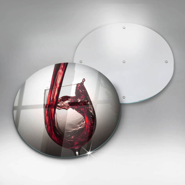 Tábua de corte de vidro Um copo e vinho tinto