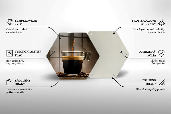 Tábua de cortar Um copo e grãos de café