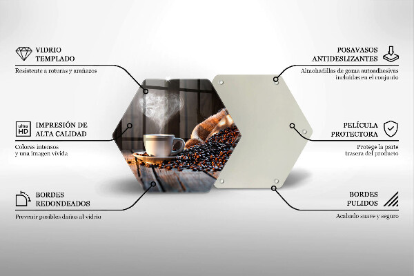 Tábua de corte Uma xícara de café e um coração