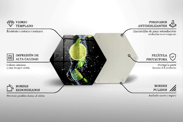 Tábua para corte Limões suculentos em água