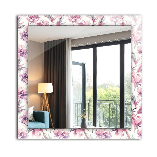 Espelho com moldura decorada com motivos florais roxos