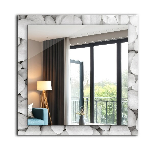 Espelho com moldura decorada em linhas abstratas