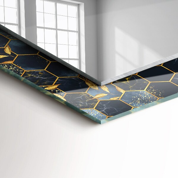 Espelho com moldura decorada de folhas hexagonais
