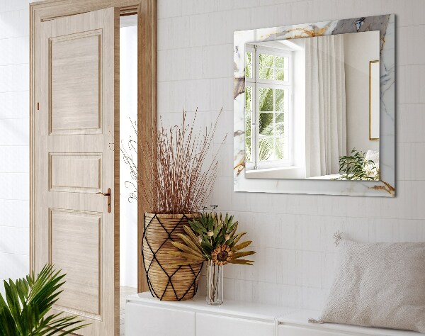 Espelho com moldura decorada em mármore com veios