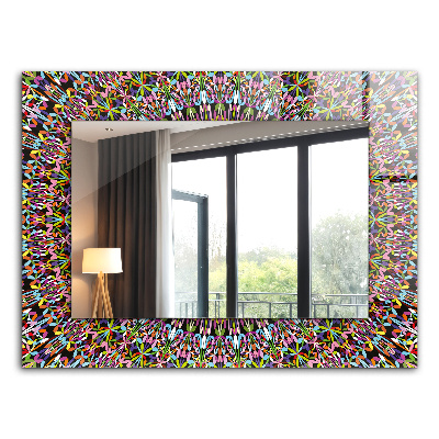 Espelho com moldura decorada em estilo mandala colorida