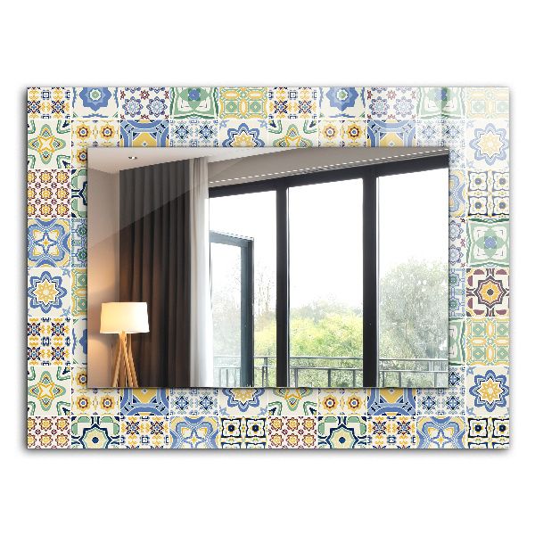 Espelho decorativo com estampa de azulejos coloridos