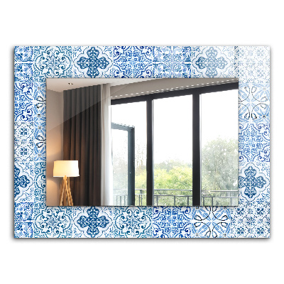 Espelho decorativo com motivo abstrato em mármore