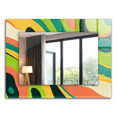 Espelho com moldura decorada com motivo geométrico