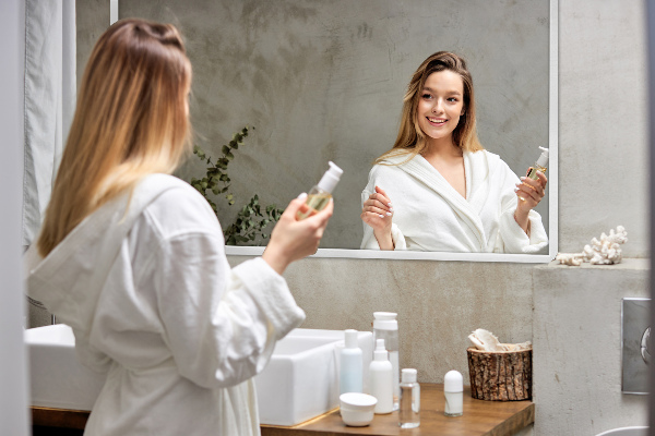 Espelho retangular para sala de estar com moldura branco 80x60 cm