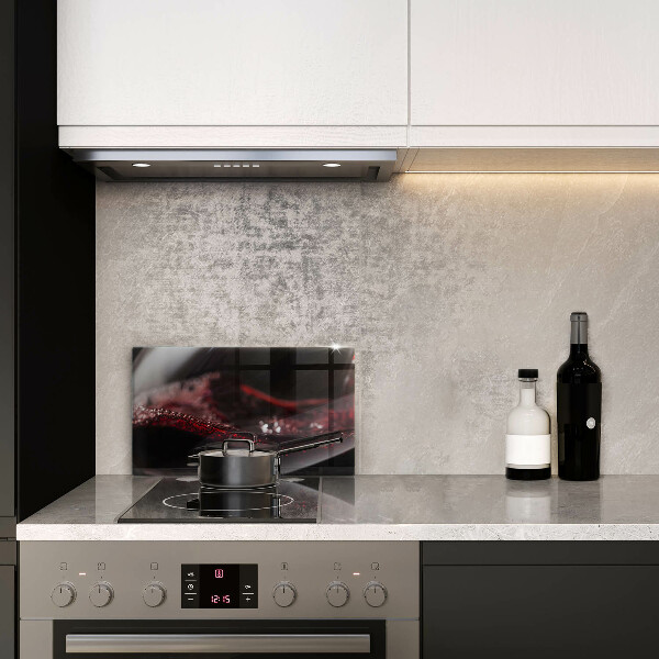 Cobertura de indução Um copo de vinho tinto